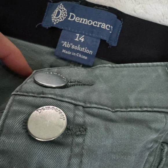 DEMOCRACY WOMENS "AB"SOLUTION SKYRISE CARGO PANTS - Picture 7 of 13